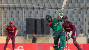 একই সাথে মাশরাফি ও সাকিবের রেকর্ড ভাঙলেন রিশাদ