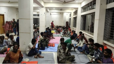 বিএসএফের পুশ ইন করা ৭৮ জনকে থানায় হস্তান্তর