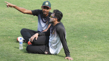 সাকিবের পর পিএসএলের নিলাম তালিকায় মুস্তাফিজ