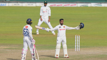 কলম্বোতে বাংলাদেশের ওপর ছড়ি ঘোরাচ্ছে শ্রীলঙ্কা 