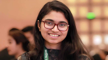 হঠাৎ তাসনিম জারা লিখলেন, ‘আমি বেঁচে আছি’ কিন্তু কেন?