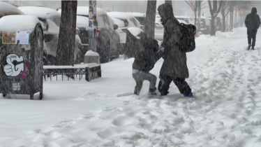 তীব্র শীত ও তুষারঝড়ে নাকাল যুক্তরাষ্ট্র, মৃত অবস্থায় মিলছে মানুষ!