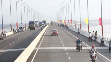 পদ্মা সেতুতে মোট টোল ৩ হাজার কোটি টাকা ছাড়িয়ে গেছে