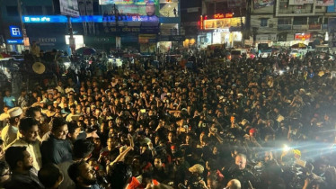 চাঁদাবাজ-সন্ত্রাসীদের জন্য জুলাই অভ্যুত্থানে শহীদরা জীবন দেয়নি: নাহিদ
