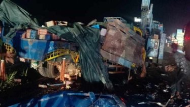 ঢাকা-মাওয়া এক্সপ্রেসওয়েতে বাস-ট্রাক সংঘর্ষে নিহত ৪