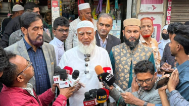 ফজরের পর রাজধানীর সড়কে পরিচ্ছন্নতা অভিযানে জামায়াত আমীর