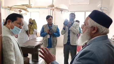 স্বাস্থ্যের ডিজির সঙ্গে তর্কে জড়ানো সেই চিকিৎসক বরখাস্ত