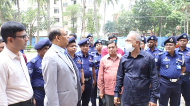 মিটফোর্ডে হত্যার ঘটনায় জড়িত সবাইকে আইনের আওতায় আনা হবে: স্বরাষ্ট্র উপদেষ্টা