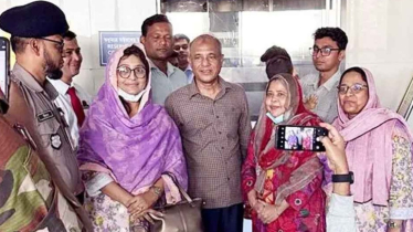 বেগম খালেদা জিয়ার খোঁজ নিতে হাসপাতালে স্বরাষ্ট্র উপদেষ্টা