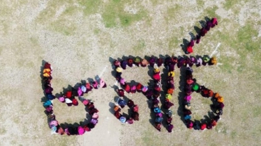 আশাশুনিতে বেগুনি শাড়িতে নারী দিবসে বিশেষ মানব প্রদর্শনী