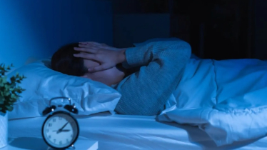 যেসব ভিটামিনের ঘাটতিতে ঘুম কম হয় 