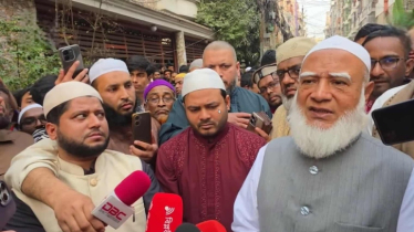 উত্তরায় আগুনে ক্ষতিগ্রস্ত ভবন পরিদর্শনে জামায়াত আমীর, সহযোগিতার আশ্বাস