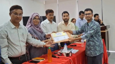 জয়পুরহাটে তেল ফসল চাষাবাদের সফল চাষিদের পুরস্কার বিতরণ