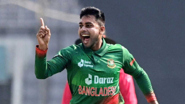 মিরাজকে এপ্রিলের সেরা ক্রিকেটার ঘোষণা করলো আইসিসি 