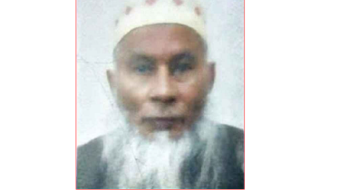 খুতবা দিতে মিম্বরে দাঁড়িয়ে মৃত্যুর কোলে ঢলে পড়লেন ইমাম