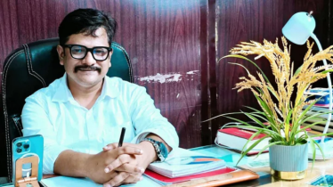 আ.লীগে যোগ দেওয়া সেই মুবিনকে জাতীয়তাবাদী আইনজীবী ফোরাম থেকে বহিষ্কার