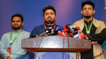 জুলাই গণহত্যা ও ‘হাদী হত্যা’র বিচারই এনসিপির প্রধান লক্ষ্য: নাহিদ জুলাই গণহত্যা ও ‘হাদী হত্যা’র বিচারই এনসিপির প্রধান লক্ষ্য: নাহিদ