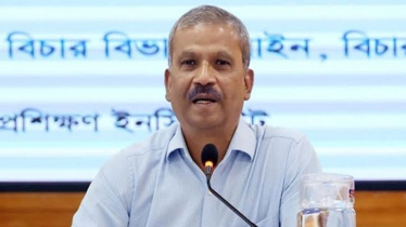 সব সংস্কার যেনো সংবিধানে আটকে গেছে: আসিফ নজরুল