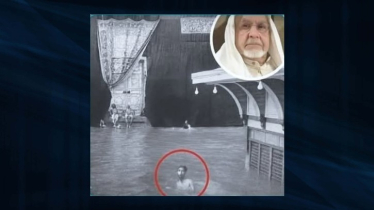 সাঁতার কেটে কাবাঘর তাওয়াফ সাঁতার কেটে কাবাঘর তাওয়াফ