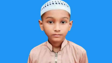 সাড়ে ৬ মাসে কুরআনের হাফেজ হলো ৯ বছরের শিশু রহমান