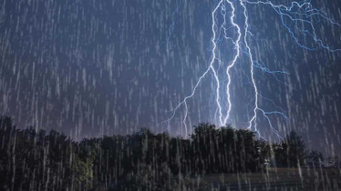 রাজধানীসহ ৬ বিভাগে বৃষ্টি ও বজ্রপাতের আভাস