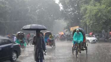 টানা বৃষ্টিতে চরম ভোগান্তিতে রাজধানীবাসী