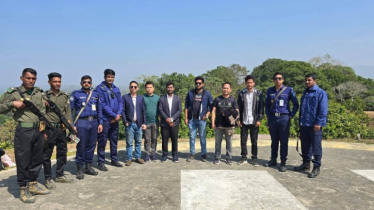 পাহাড়ি এলাকার ২০ কেন্দ্রে হেলিকপ্টারে পাঠানো হলো ভোটের সরঞ্জামাদি