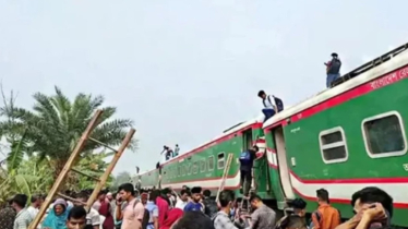 ২১ ঘণ্টা পর উদ্ধার অভিযান শেষ, উত্তরাঞ্চলের সঙ্গে সারাদেশের ট্রেন চলাচল স্বাভাবিক