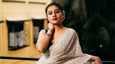 শুটিং করতে গিয়ে গুরুতর অসুস্থ হয়ে হাসপাতালে অভিনেত্রী স্বস্তিকা