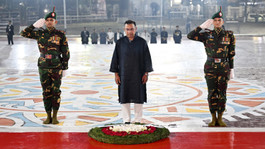 ভাষা শহীদদের শ্রদ্ধা জানালেন রাষ্ট্রপতি ও প্রধানমন্ত্রী