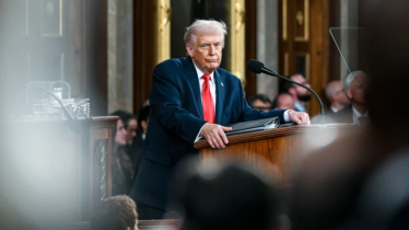 ইরানিদের প্রতি নিজেদের সরকার দখলে নেওয়ার আহ্বান ট্রাম্পের 