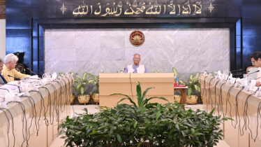 সার্টিফিকেশন জালিয়াতি রোধে কাজ করার নির্দেশ প্রধান উপদেষ্টার