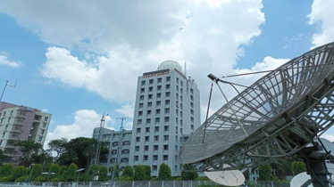 আজ আকাশ পরিষ্কার থাকার পাশাপাশি আবহাওয়া শুষ্ক থাকবে 