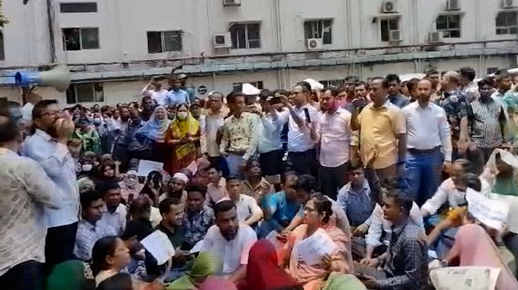 সচিবালয়ের কর্মকর্তা-কর্মচারীদের আন্দোলন একদিনের জন্য স্থগিত সচিবালয়ের কর্মকর্তা-কর্মচারীদের আন্দোলন একদিনের জন্য স্থগিত