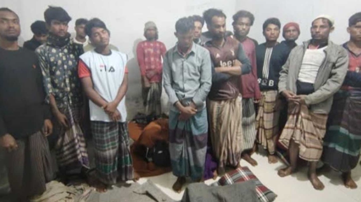 শ্রমিক সেজে কাজ করতে গিয়ে ২২ রোহিঙ্গা আটক