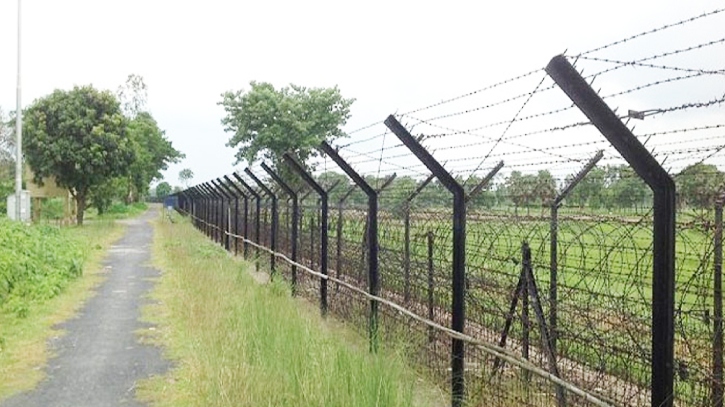 সাতক্ষীরা সীমান্ত দিয়ে আরও ১৫ বাংলাদেশিকে হস্তান্তর করলো বিএসএফ
