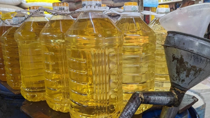 চলছে সয়াবিন তেলের দাম বাড়ানোর পাঁয়তারা