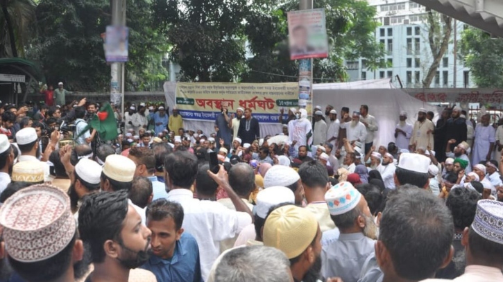 দুপুর ২টায় যমুনা অভিমুখে লংমার্চের ঘোষণা ইবতেদায়ি শিক্ষকদের