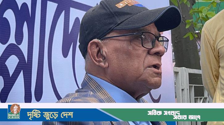 দেশে থাকলে ভিক্ষা করতে হতো: আহমেদ শরীফ