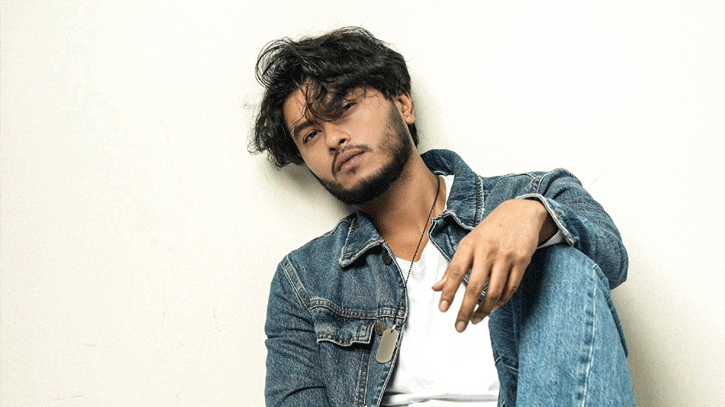 ফুসফুস নষ্ট-আইসিইউতে আরশ খান, জানা গেলো আসল তথ্য ফুসফুস নষ্ট-আইসিইউতে আরশ খান, জানা গেলো আসল তথ্য