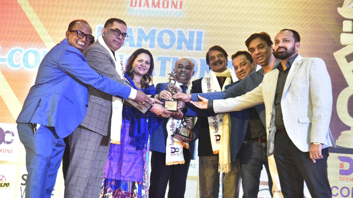 সম্মাননা পেলেন আনোয়ারা-রফিকুল আলমসহ অনেকেই