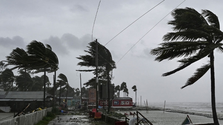 দুপুরের মধ্যে দেশের সাত অঞ্চলে ঝড়ের আভাস