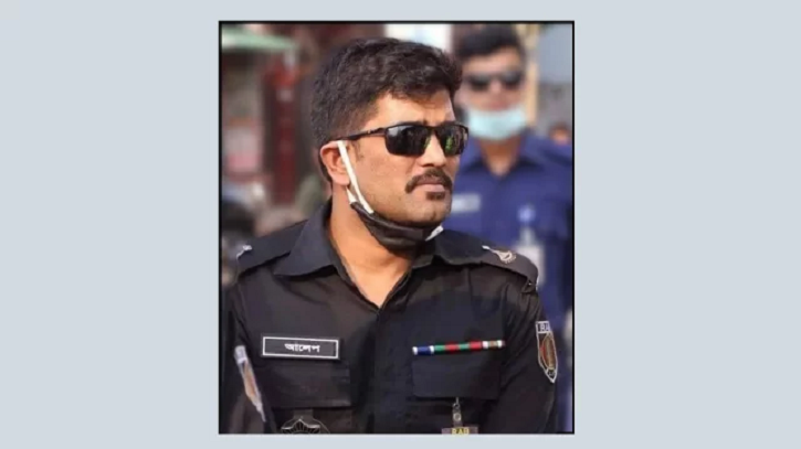 স্বামীকে ক্রসফায়ারের ভয় দেখিয়ে স্ত্রীকে ধর্ষণের অভিযোগ র্যাব কর্মকর্তার বিরুদ্ধে স্বামীকে ক্রসফায়ারের ভয় দেখিয়ে স্ত্রীকে ধর্ষণের অভিযোগ র্যাব কর্মকর্তার বিরুদ্ধে
