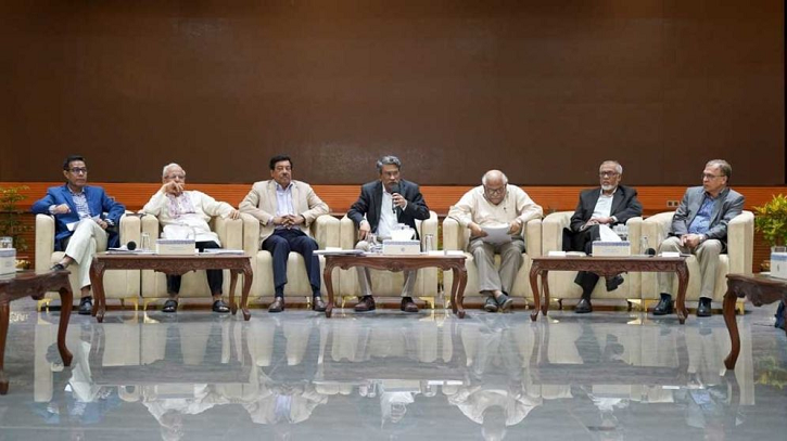 দুদককে রাজনৈতিক প্রভাবমুক্ত করার বিষয়ে ঐকমত্য: আলী রীয়াজ দুদককে রাজনৈতিক প্রভাবমুক্ত করার বিষয়ে ঐকমত্য: আলী রীয়াজ