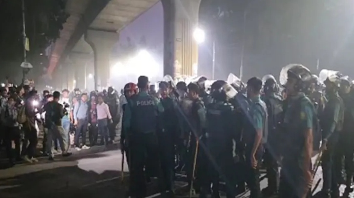 বিসিএস পরীক্ষার্থীদের সঙ্গে পুলিশের সংঘর্ষ, আহত ৫