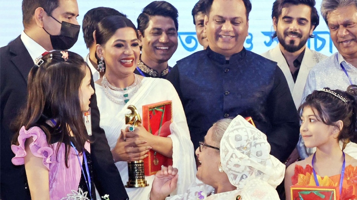 ক্ষমতা মানুষকে শয়তানেও পরিণত করতে পারে: বাঁধন
