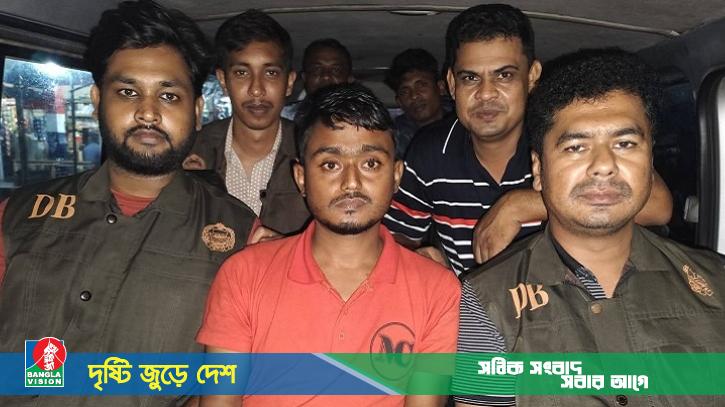মিথ্যা অপবাদ দিয়ে মারধরের বদলা নিতে হাতুড়ি দিয়ে খুন