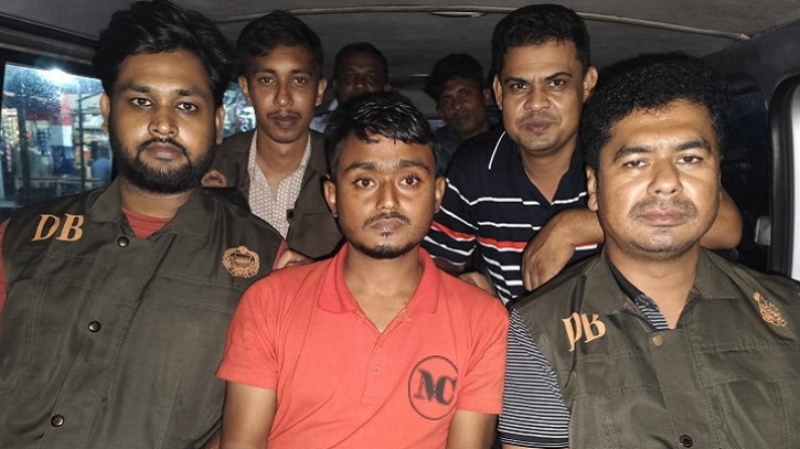 মিথ্যা অপবাদ দিয়ে মারধরের বদলা নিতে হাতুড়ি দিয়ে খুন মিথ্যা অপবাদ দিয়ে মারধরের বদলা নিতে হাতুড়ি দিয়ে খুন