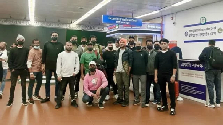শূন্য হাতেই যুক্তরাষ্ট্র থেকে ফিরলো আরও ৩৯ বাংলাদেশি