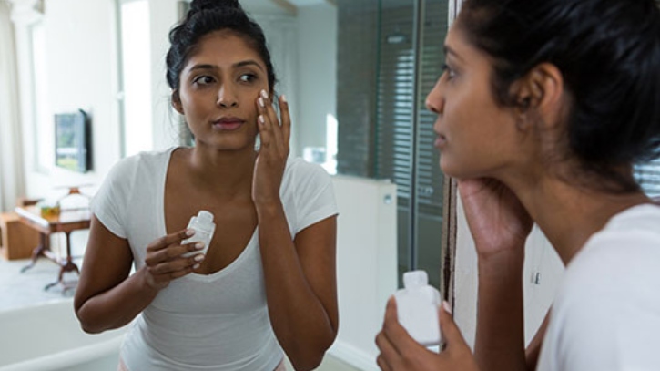 প্রতিদিন সানস্ক্রিন ব্যবহারে পাওয়া যাবে যেসব উপকারিতা